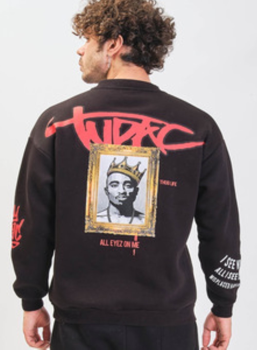 135 - Black Sweatshirt